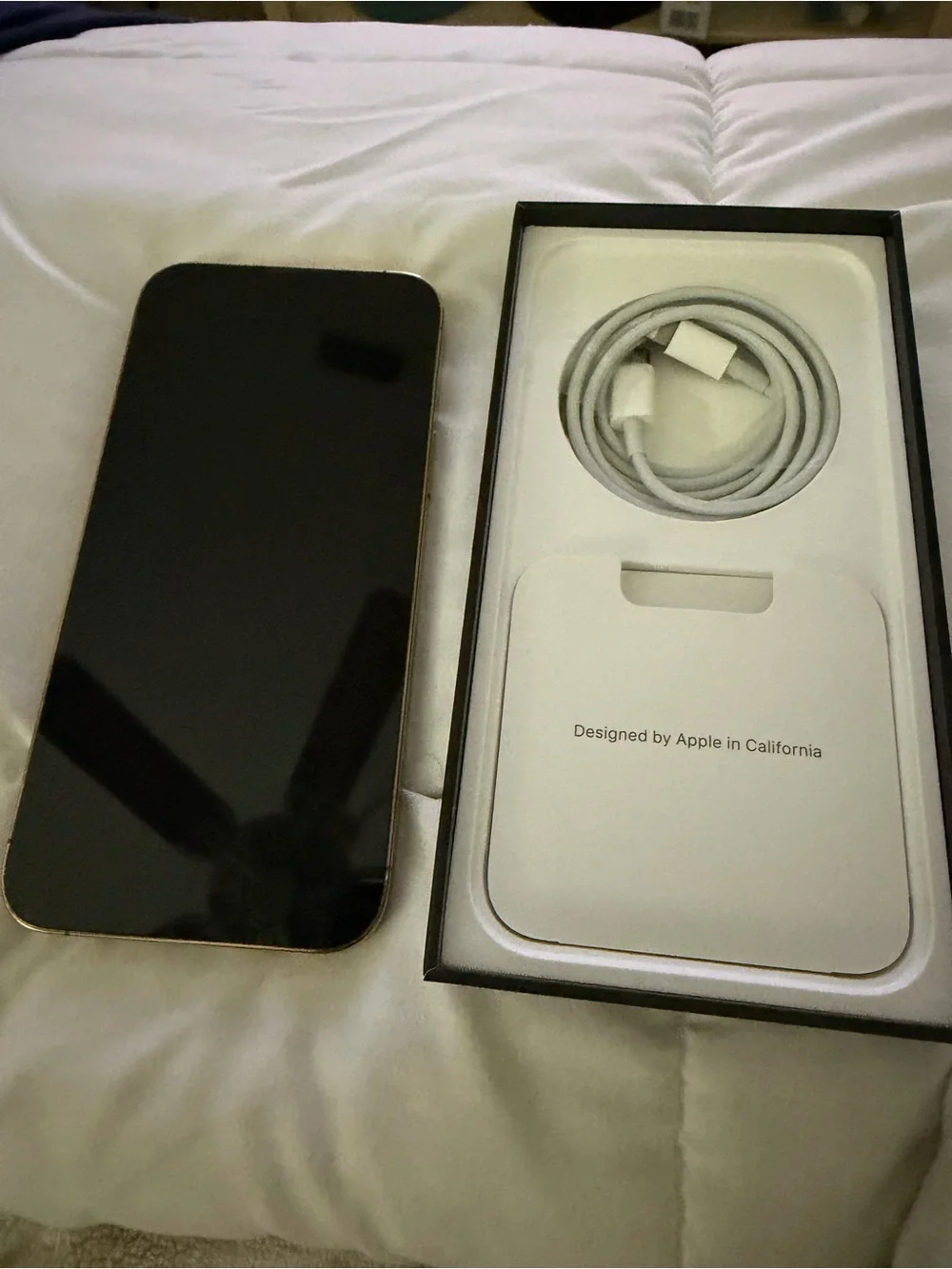 Apple smartphone gold